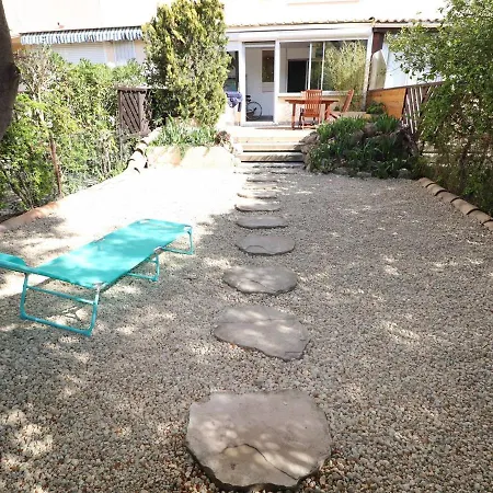 2 Pièces, 6 Pers, Proche Plage, Animaux Acceptés, Parking - Fr-1-307-247 * Le Grau-du-Roi