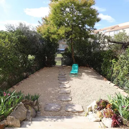 2 Pièces, 6 Pers, Proche Plage, Animaux Acceptés, Parking - Fr-1-307-247 Le Grau-du-Roi