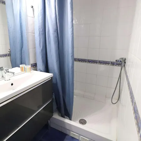 2 Pièces, 6 Pers, Proche Plage, Animaux Acceptés, Parking - Fr-1-307-247 Le Grau-du-Roi