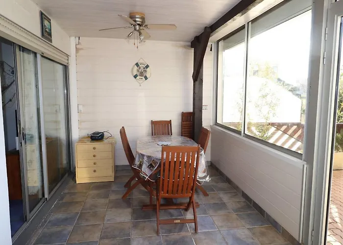 2 Pieces En Rez-de-jardin, Proche Plage, Animaux Admis - Fr-1-307-247 Διαμέρισμα